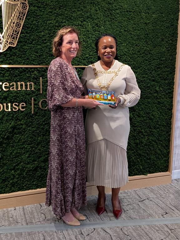 mayor with co chair of sister cities committee