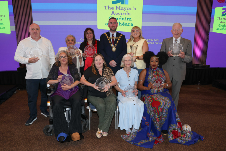 Mayors Award Winners with their plaques 