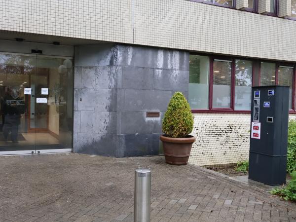 new parking machine at front of city hall