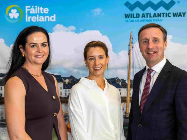 CE Leonard Cleary with Connacht Ruby and Failte Ireland reps
