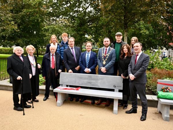 Group of people including Mayor Cubbard, President HIggins, CE Leonard Cleary and family of CI O'Flynn at his commemorative bench