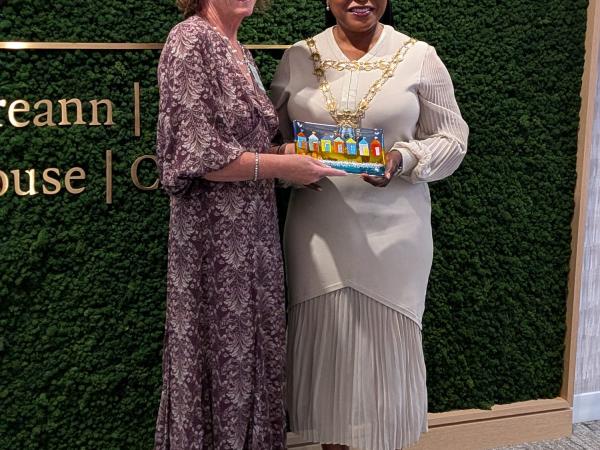 mayor with co chair of sister cities committee